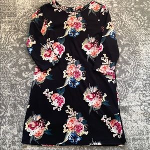 H&M - Floral 3/4 Sleeve Dress
